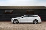 Volvo V90 T8 Inscription 2017 года (UK)